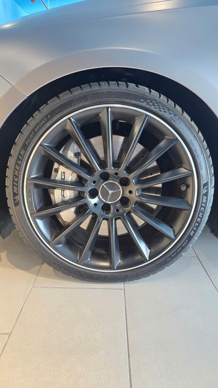 Mercedes-benz A 250 35 AMG 4Matic