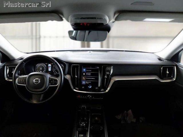 VOLVO V60 V60 2.0 b4 Momentum Business Pro auto - GG115ZL