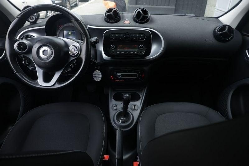 smart forfour smart forfour 70 1.0 twinamic Passion 52KW ANNO 2018