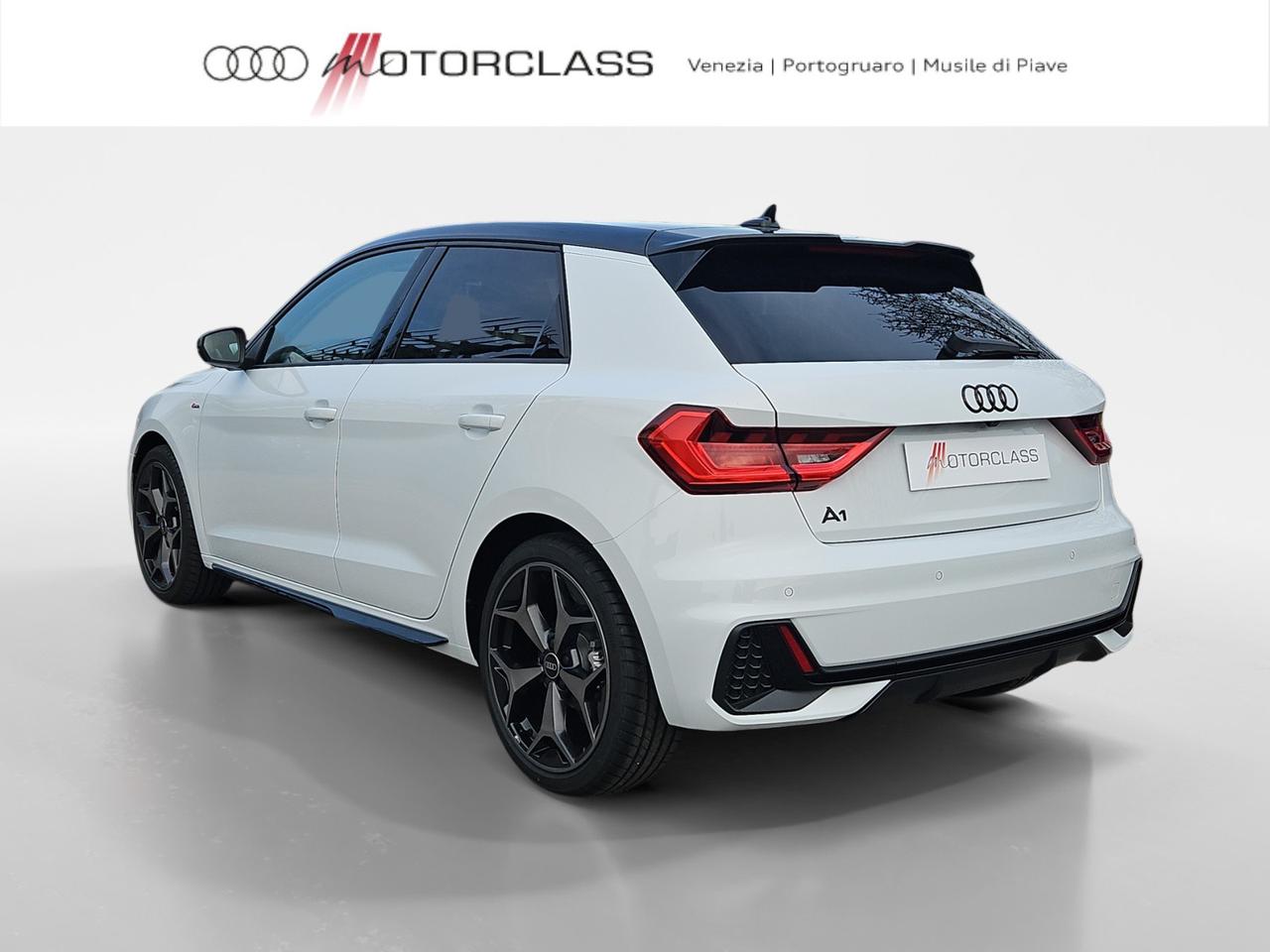 Audi A1 sportback 30 1.0 tfsi 116cv identity black