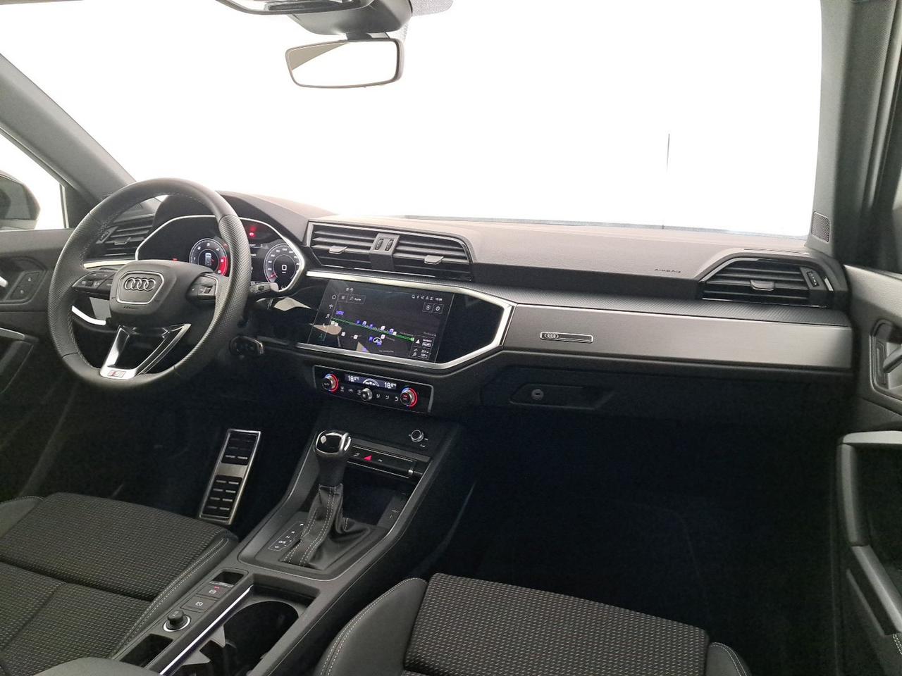 Audi Q3 35 2.0 tdi s line edition s-tronic