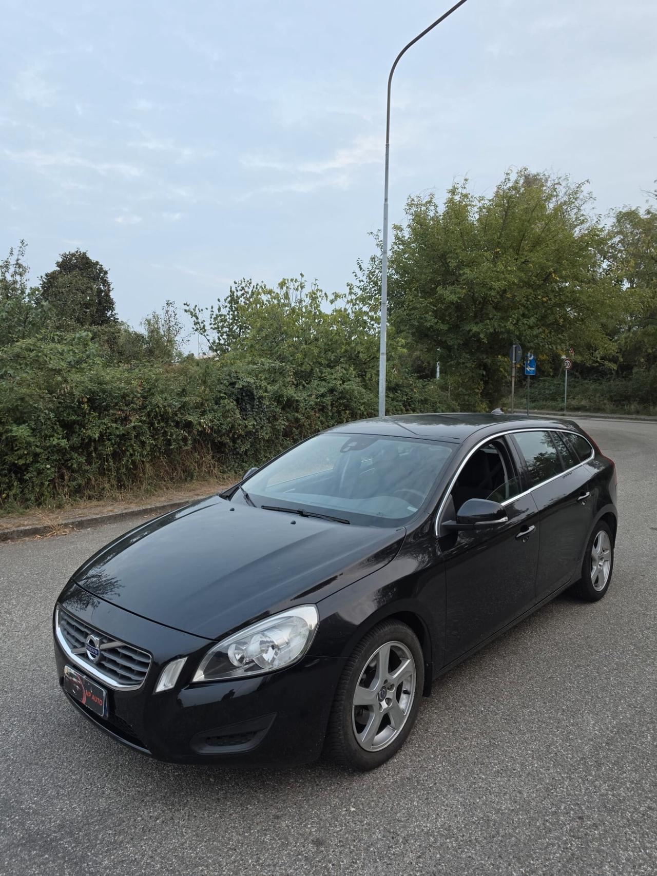 Volvo V60 D3 Geartronic Summum