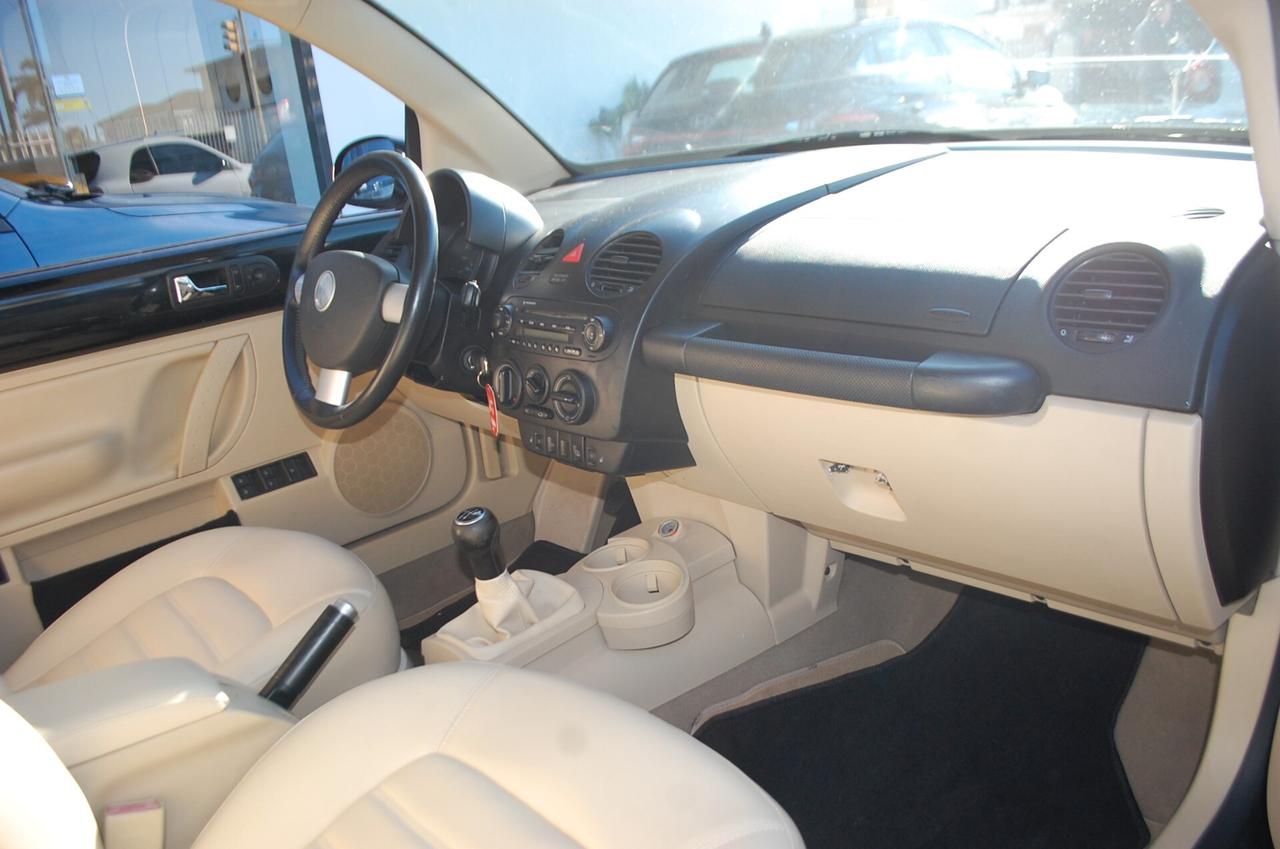 Volkswagen New Beetle Cabrio 1.9 TDI 100CV Uff Italy Lega Pelle