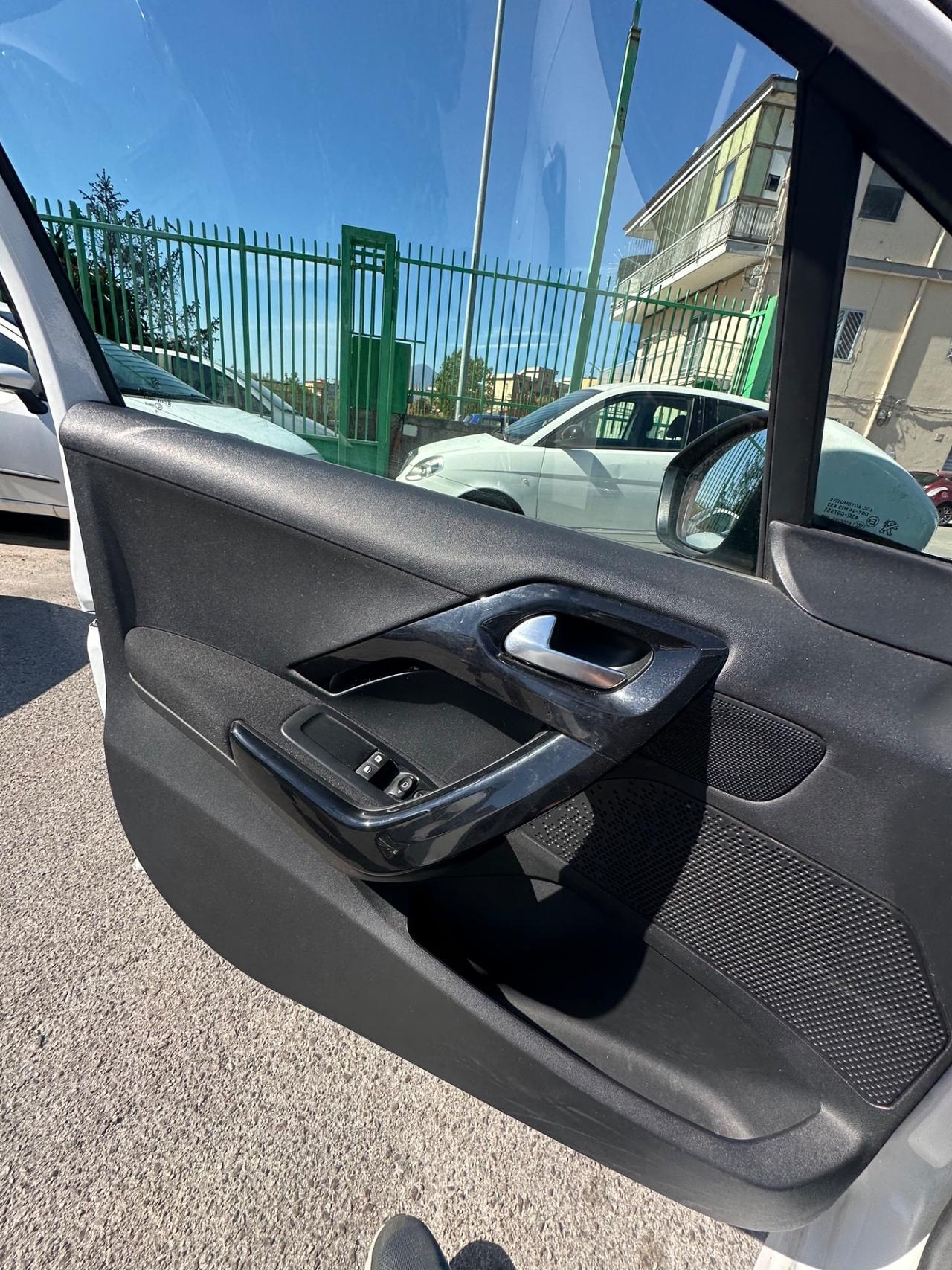 Peugeot 208 BlueHDi 75 S&S 5 porte Active