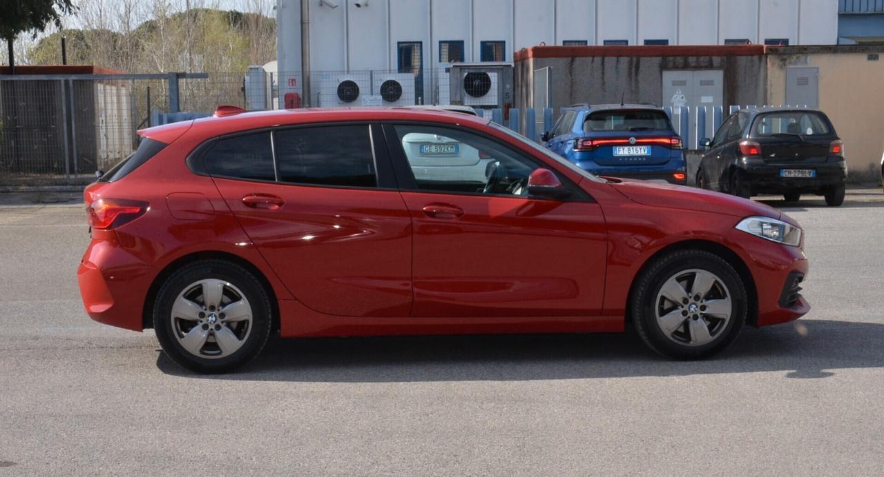 Bmw 116d 5p. SportLine