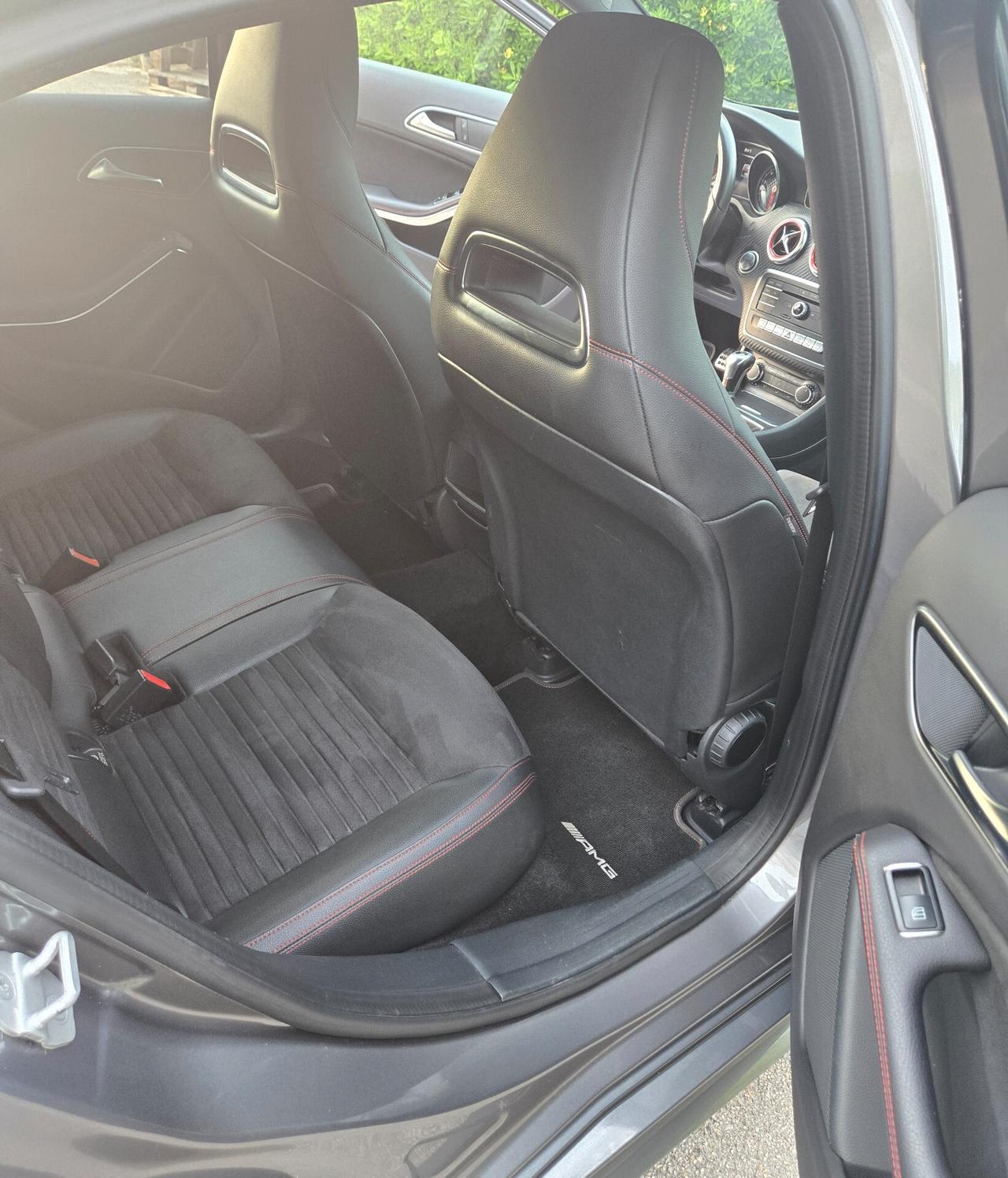 Mercedes-benz A 200 AMG-Line Sport