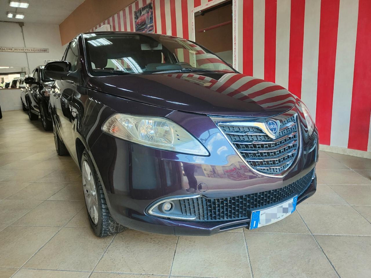 Lancia Ypsilon 1.3 MJT 16V 95 CV 5 porte S&S Silver