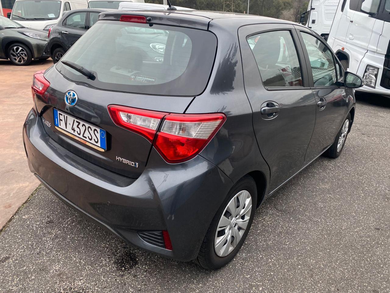 Toyota Yaris 1.5 Hybrid 5 porte Business