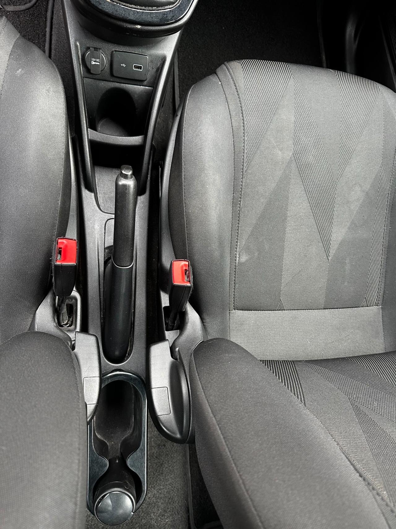 Lancia Ypsilon 1.2 69 CV 5 porte S&S Gold "NEOPATENTATI"