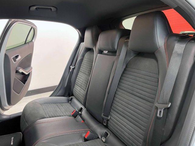 MERCEDES-BENZ GLA 220 D SPORT 4MATIC 177CV AUTO