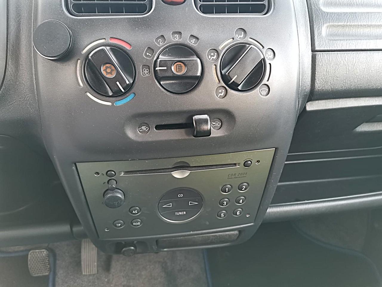 Opel Agila 1.0 12V Comfort