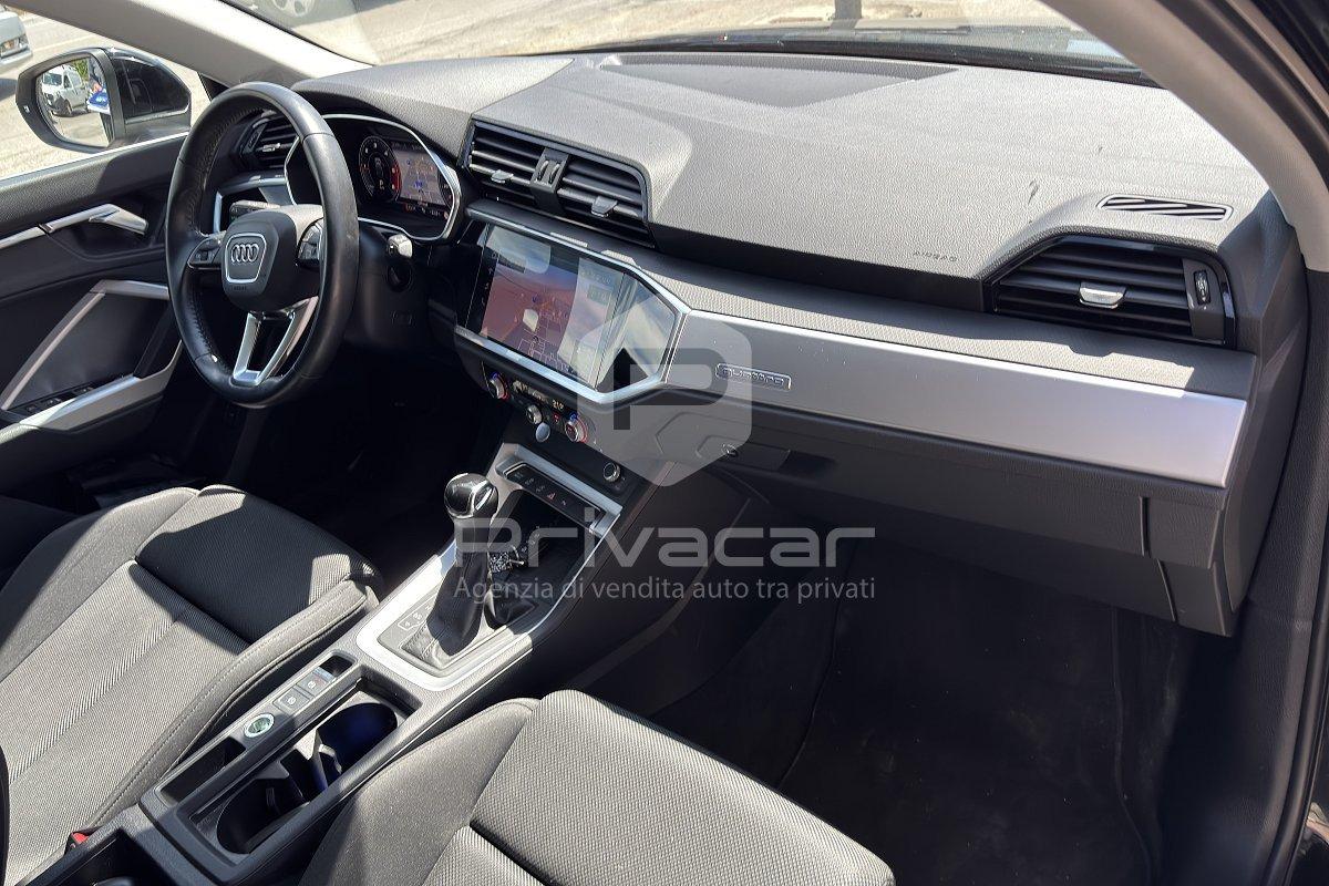 AUDI Q3 SPB 40 TDI quattro S tronic Business Plus