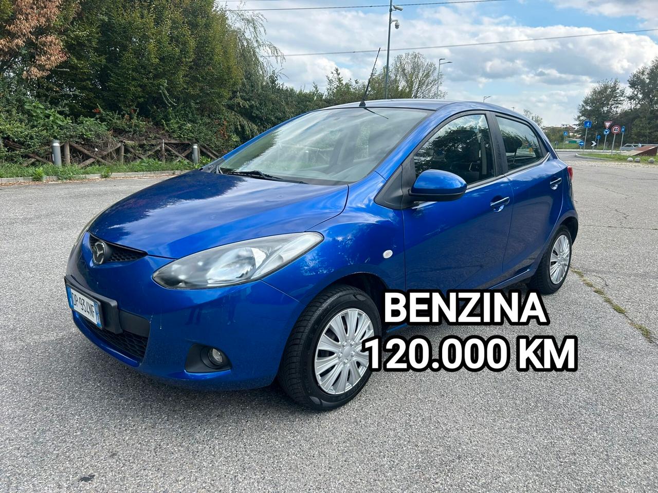 Mazda 2 benzina 5 porte