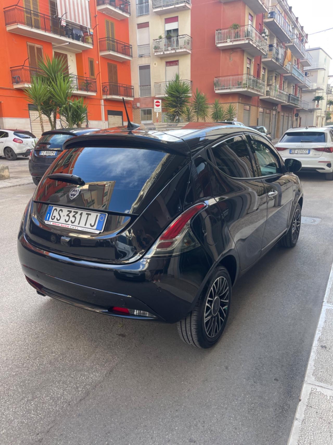 Lancia Ypsilon 1.2 69 CV 5 porte GPL Ecochic