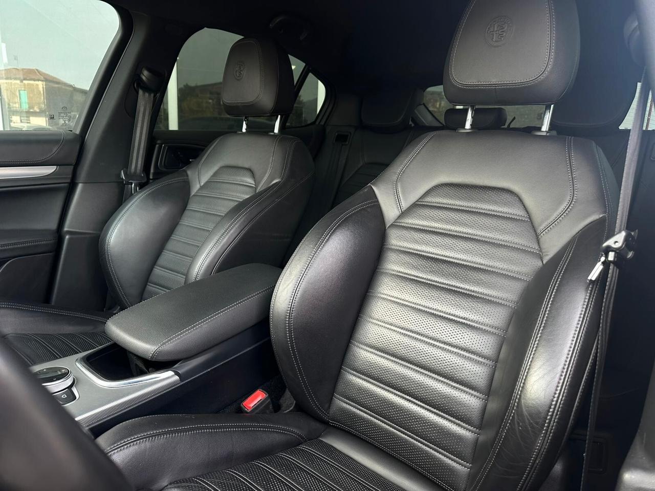 Alfa Romeo Stelvio 2.2 Turbodiesel 210 CV AT8 Q4 Veloce - Prezzo + IVA