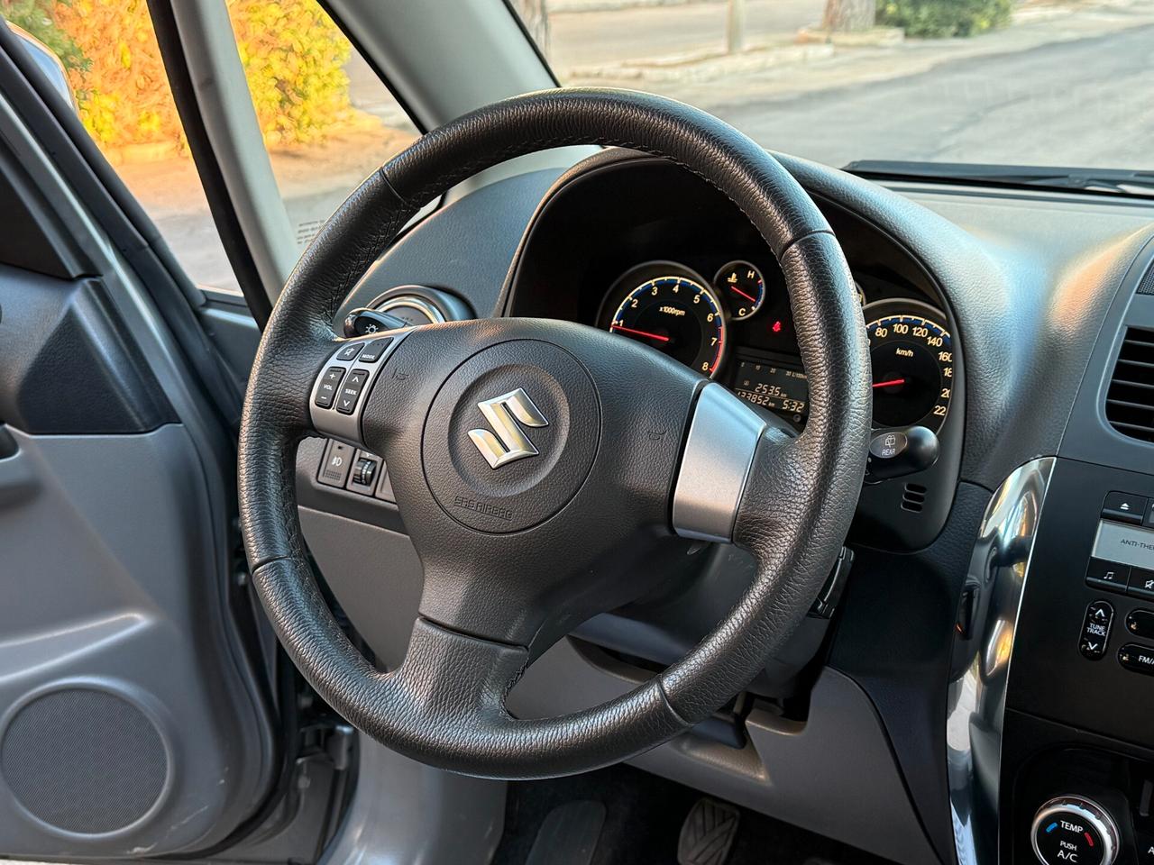 Suzuki SX4 1.6 4WD Outdoor Line GLX - 2011