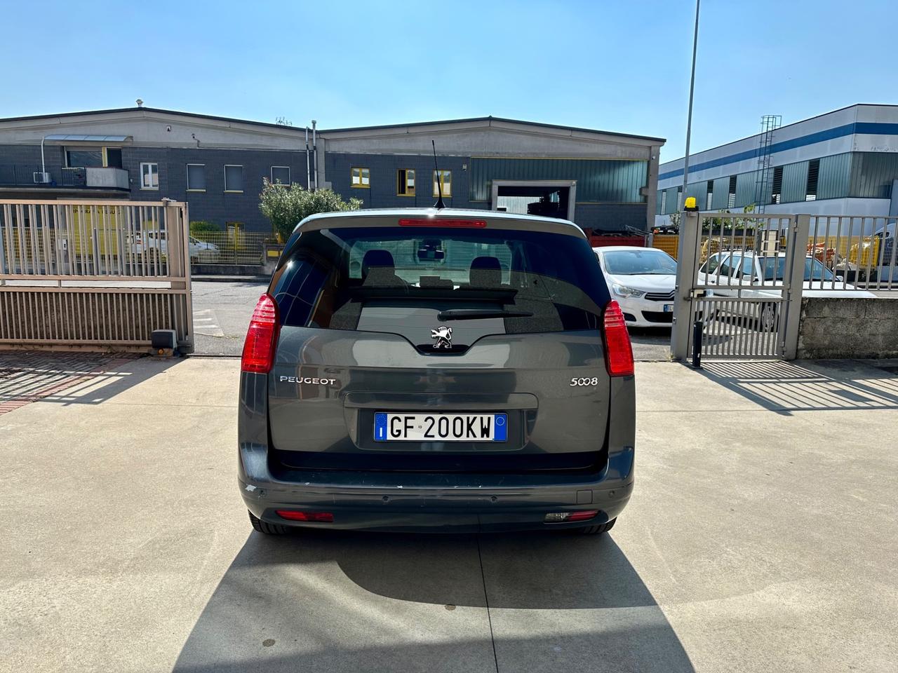 Peugeot 5008 2.0 HDi 150CV Allure