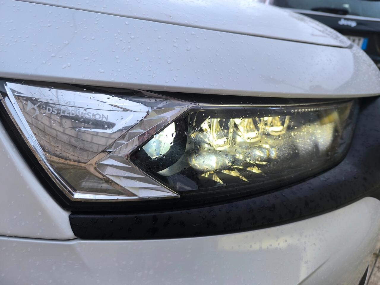 DS 7 PERFORMANCE LINE++1.5 HDI FULL LED/NAV/ TETTO