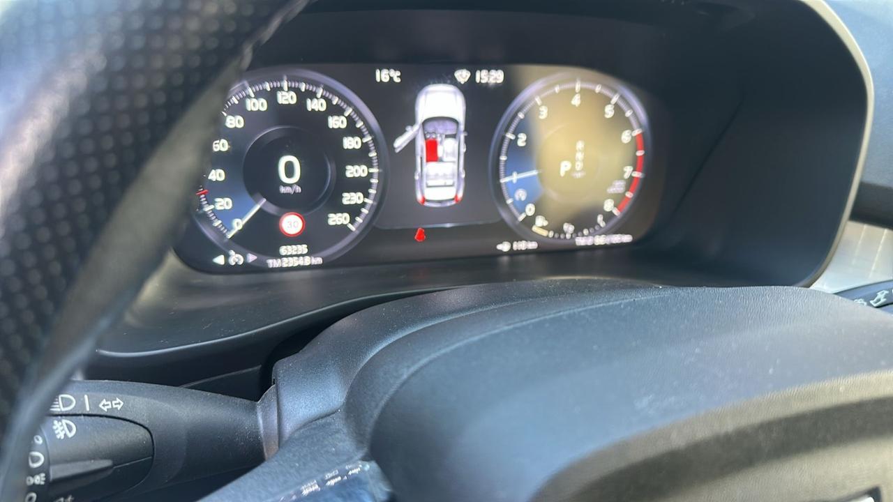 Volvo XC40 T2 automatico Business