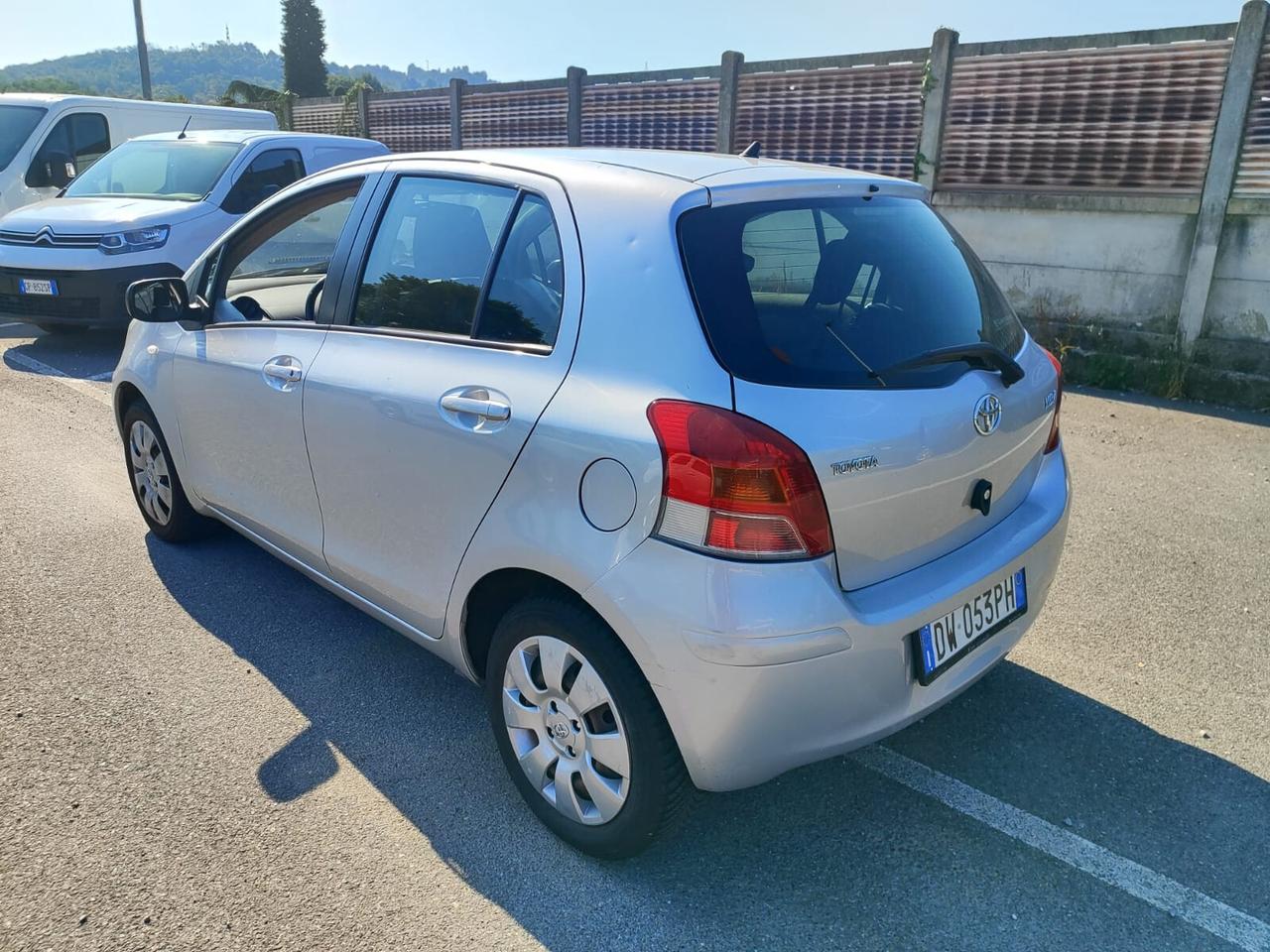 Toyota Yaris 1.0 5 porte - FRIZIONE NUOVA