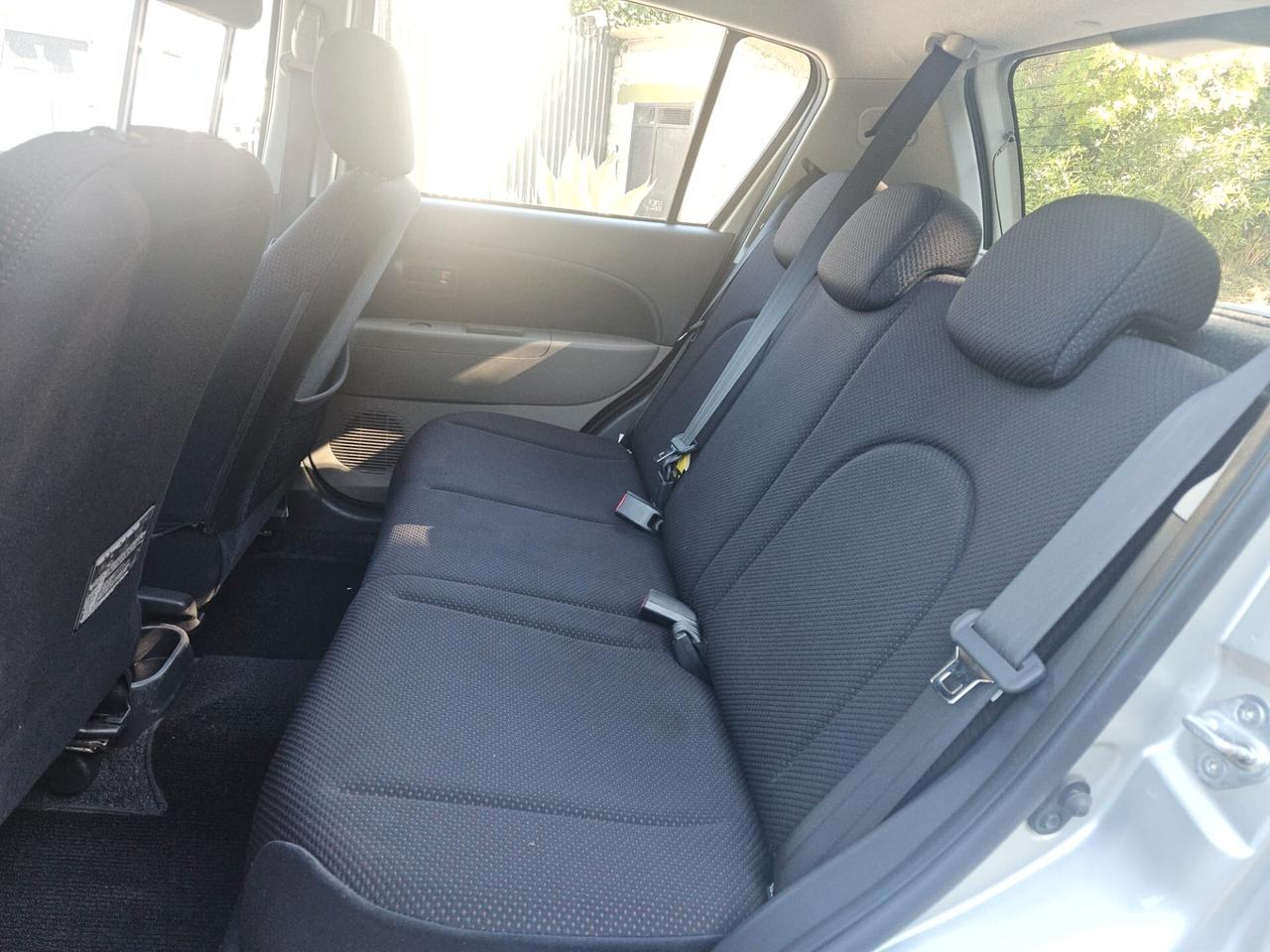 Daihatsu Sirion 1.3 16V aut. Kaori