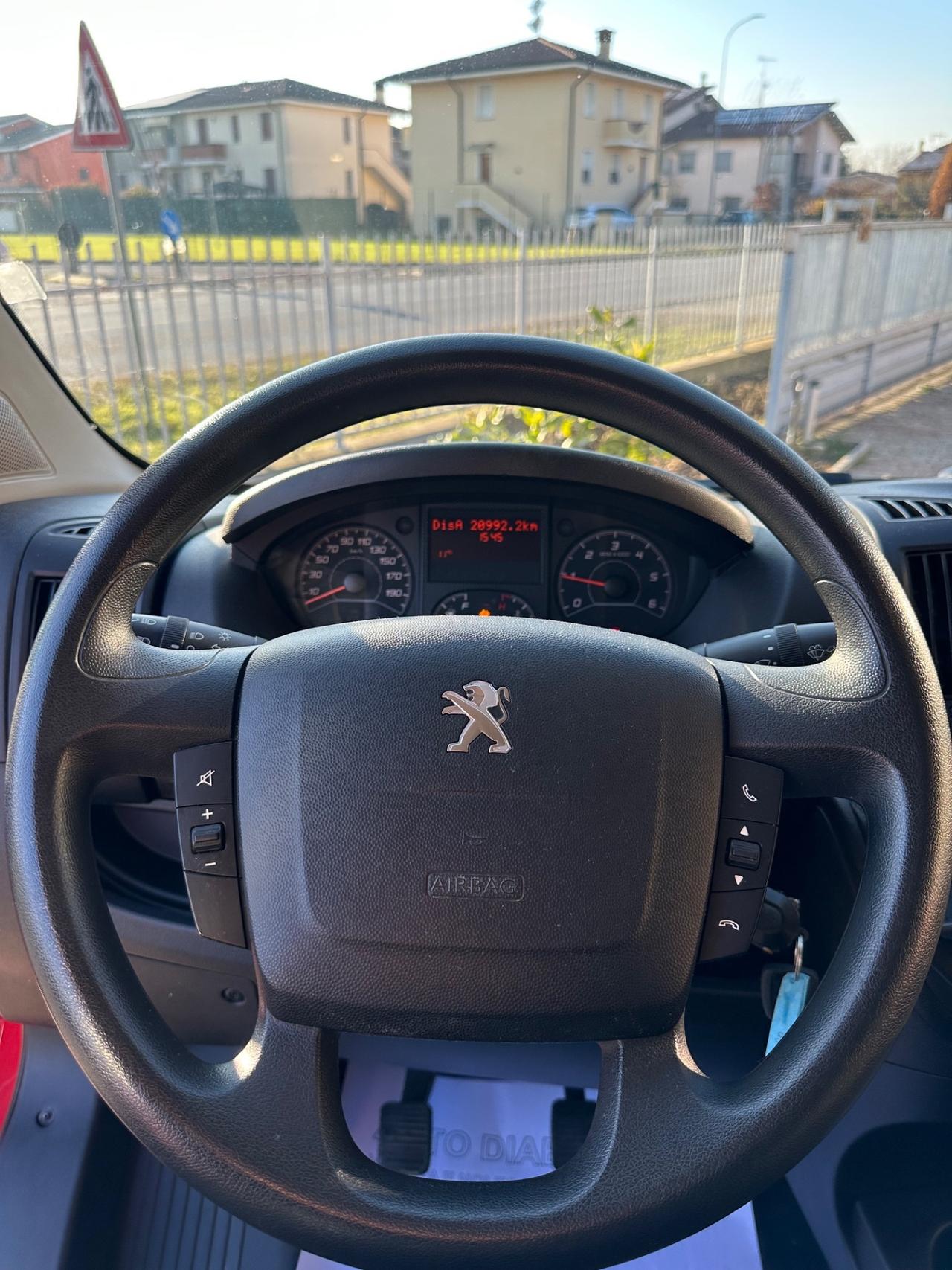 Peugeot Boxer 335 2.2 BlueHDi 140 S&S PC-TM Furgone