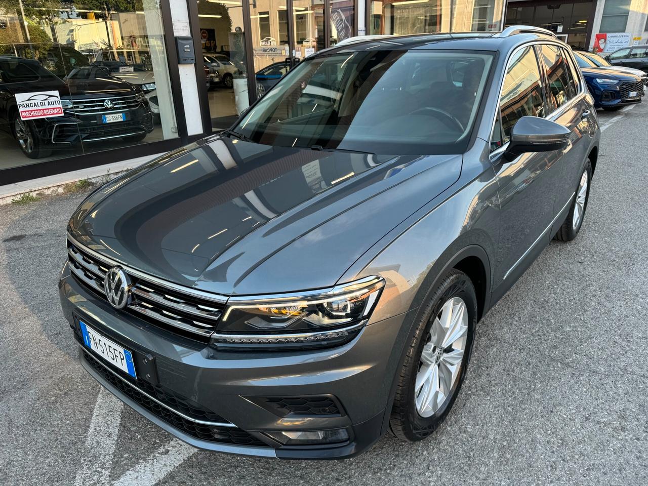 Volkswagen Tiguan 2.0 TDI SCR DSG Advanced BlueMotion Technology,UNICO PROP,NAVY,LED,18,