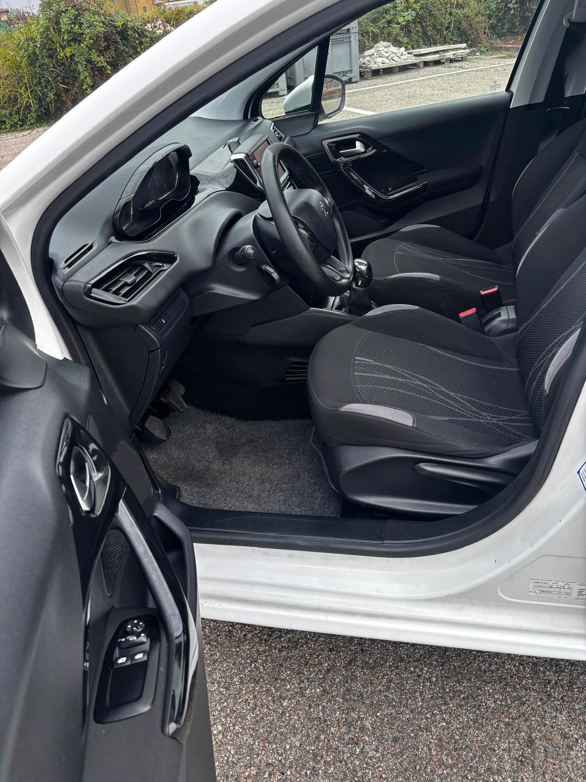 Peugeot 208 1.2 VTi 82 CV 5 porte Allure UNICO PROPRIETARIO