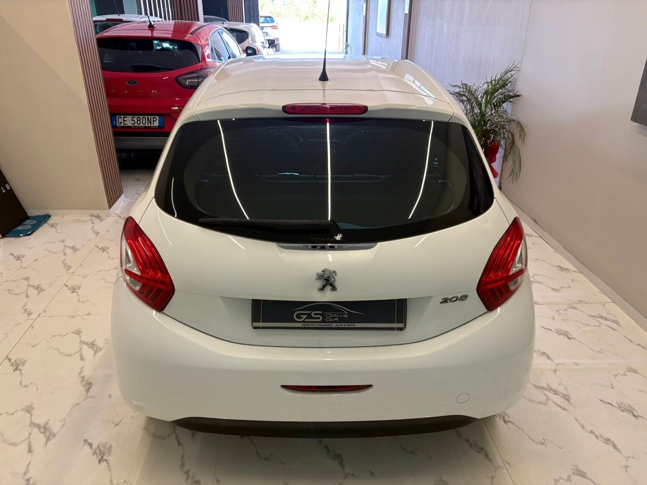 Peugeot 208 1.2 VTi 82 CV 5 porte Allure