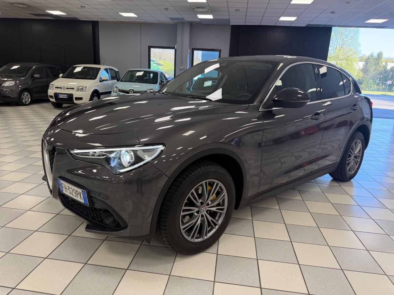 Alfa Romeo Stelvio 2.2 Turbodiesel 210 CV AT8 Q4 Super