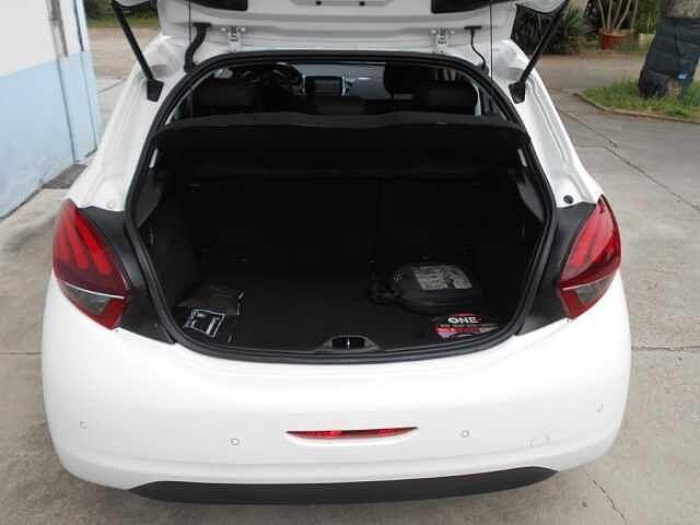Peugeot 208 HDi 100 5 porte Allure