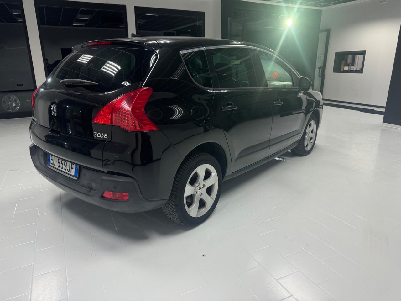 Peugeot 3008 1.6 HDi 112CV Active