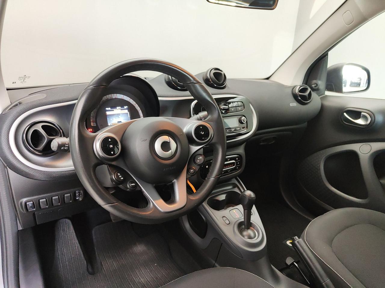 SMART Fortwo III 2015 900 T 90CV TWINAMIC PASSION