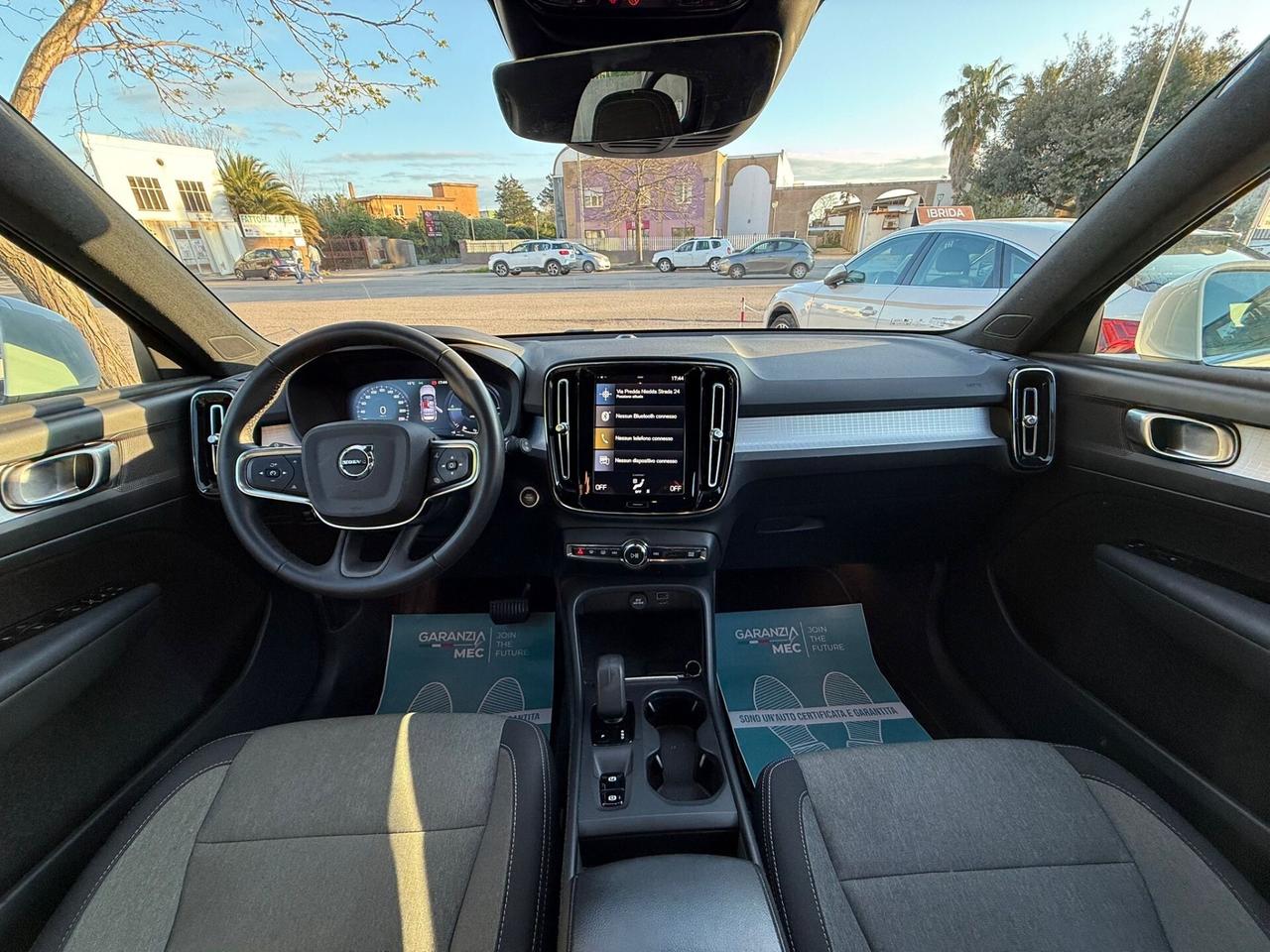 VOLVO XC40 T4 Plug-in Hybrid