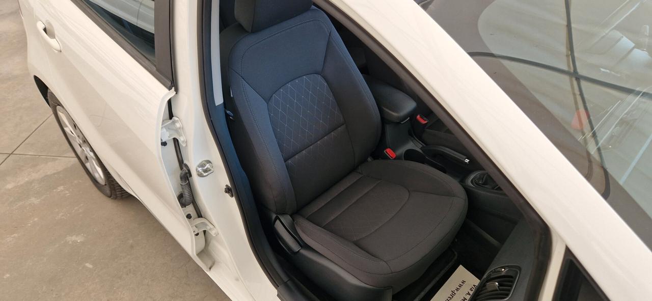 Kia Rio 1.1 CRDi 5p. Cool