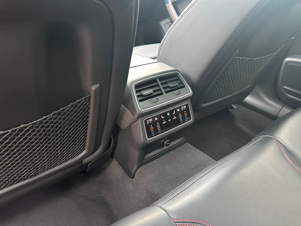 Audi A6 RS 6 Avant 4.0 TFSI V8 quattro Dynamic Plus tetto