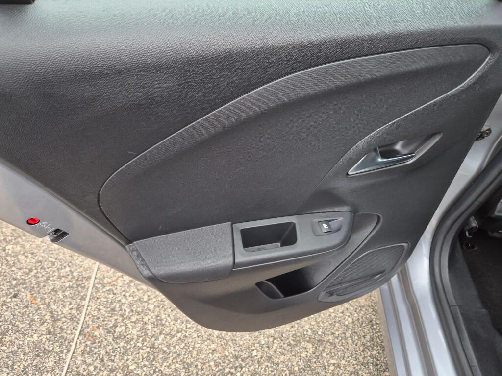 Opel Corsa 1.2 BENZINA CON RETROCAMERA