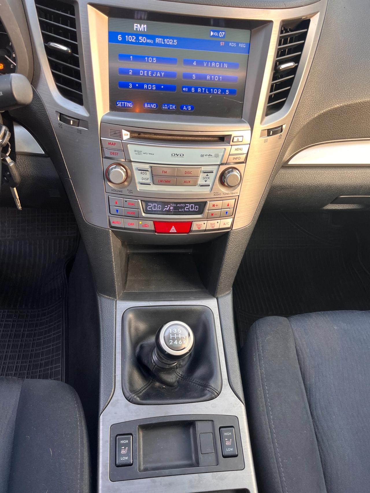 Subaru OUTBACK 2.0D Exclusive - 2013