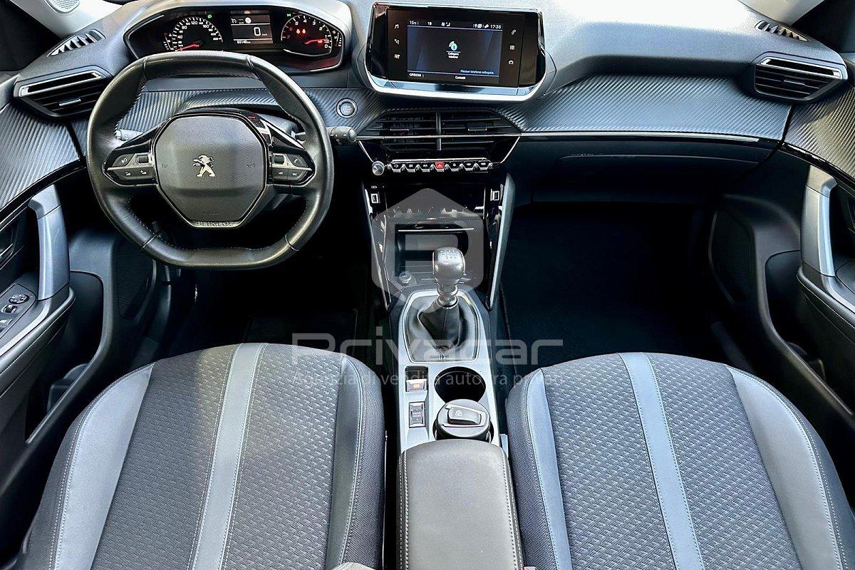 PEUGEOT 2008 PureTech 100 S&S Allure Navi Pack