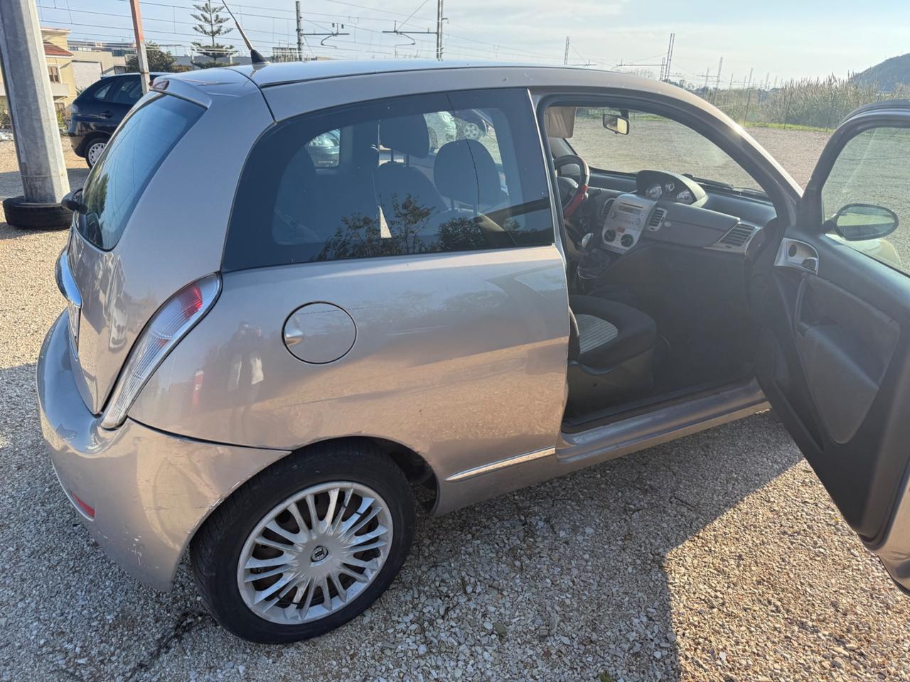 Lancia Ypsilon 1.2 GPL