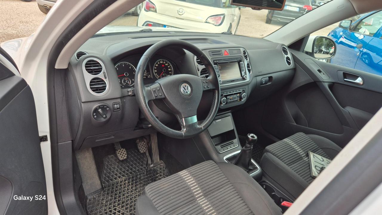 Volkswagen Tiguan 2.0 TDI DPF 4MOTION DSG Sport & Style