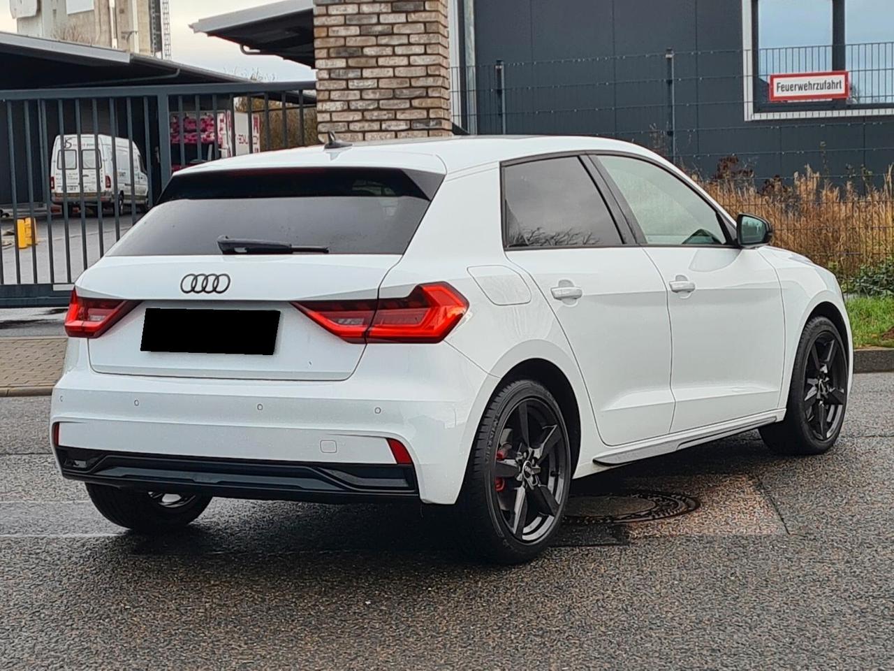 Audi A1 SPB 30 TFSI S tronic line edition