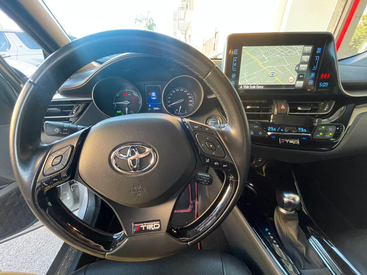 Toyota C-HR 1.8 Hybrid E-CVT Style+