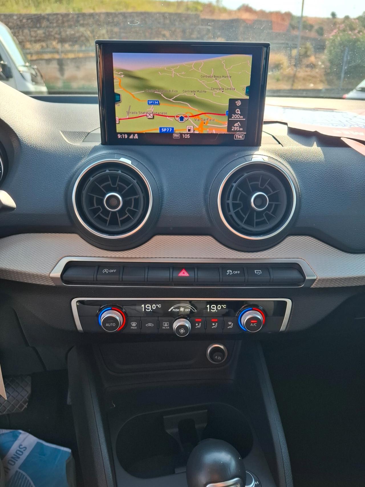 Audi Q2 1.6 tdi 116cv S tronic Anno 11-2019