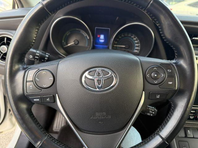 TOYOTA Auris 1.8 Hybrid Active