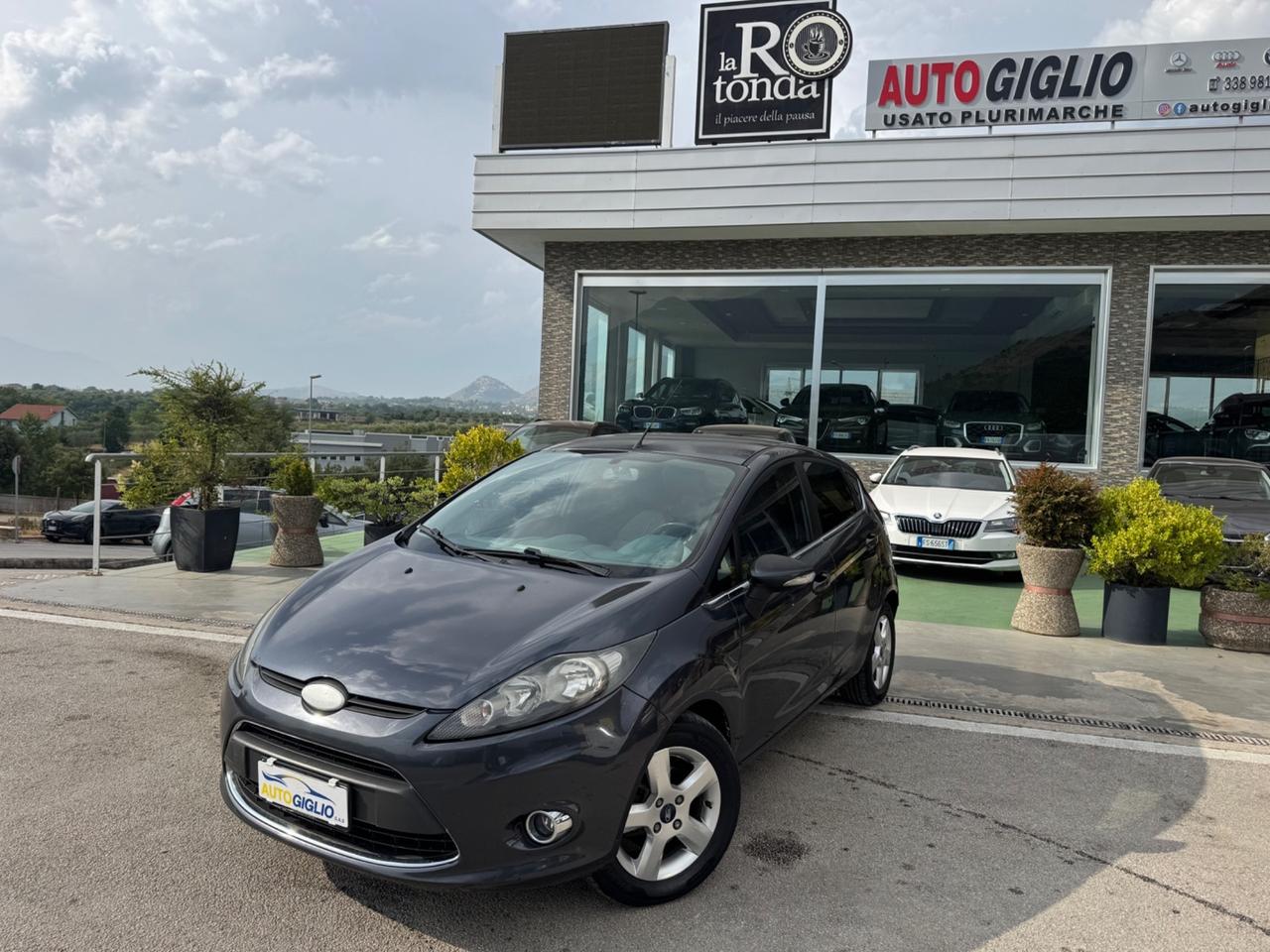 Ford Fiesta 1.6 TDCi 90CV 5 porte DPF Titanium