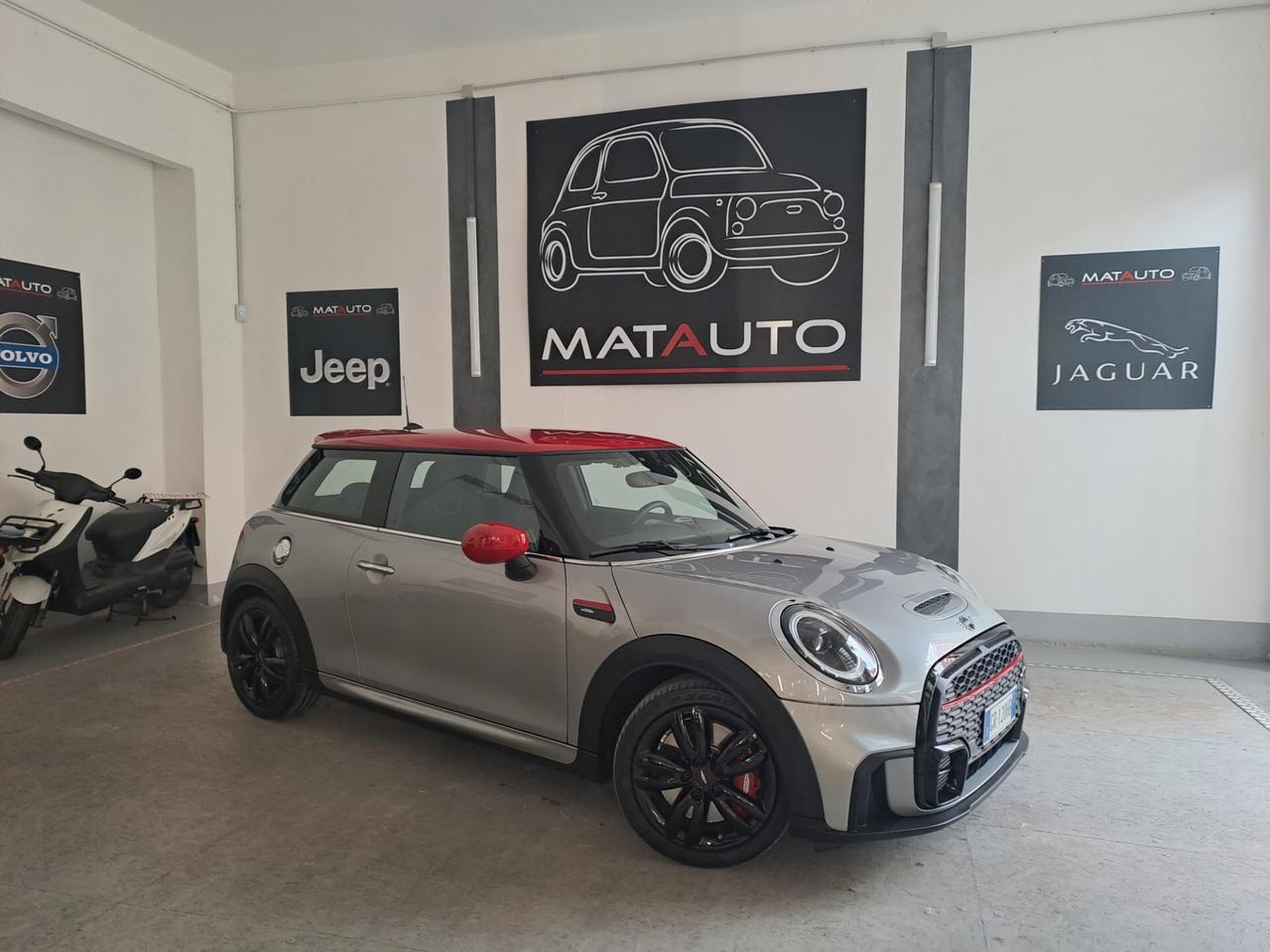 Mini John Cooper Works Coupe JOHN COOPER WORKS