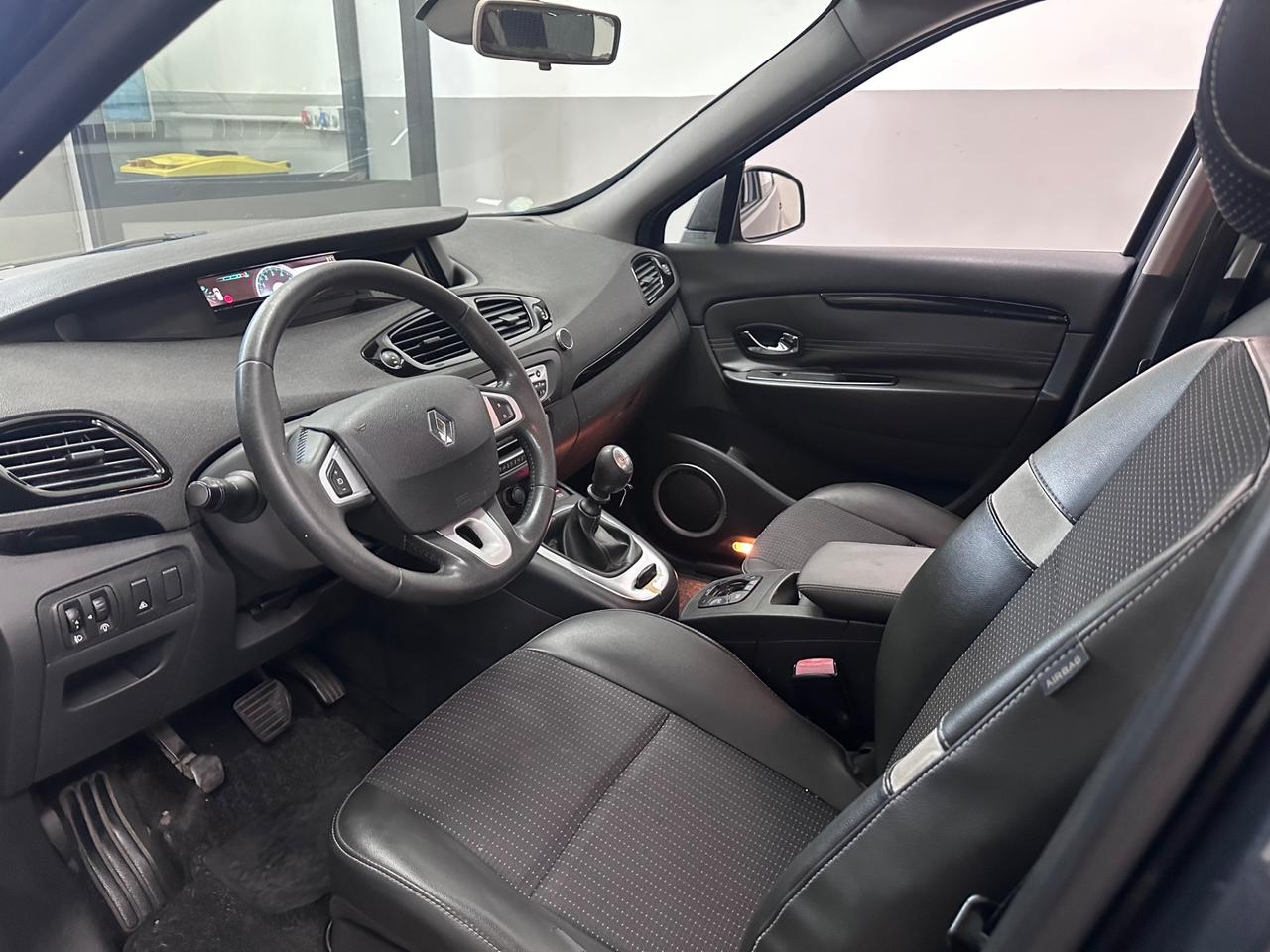 Renault Scenic Scénic X-Mod 1.5 dCi 110CV Dynamique