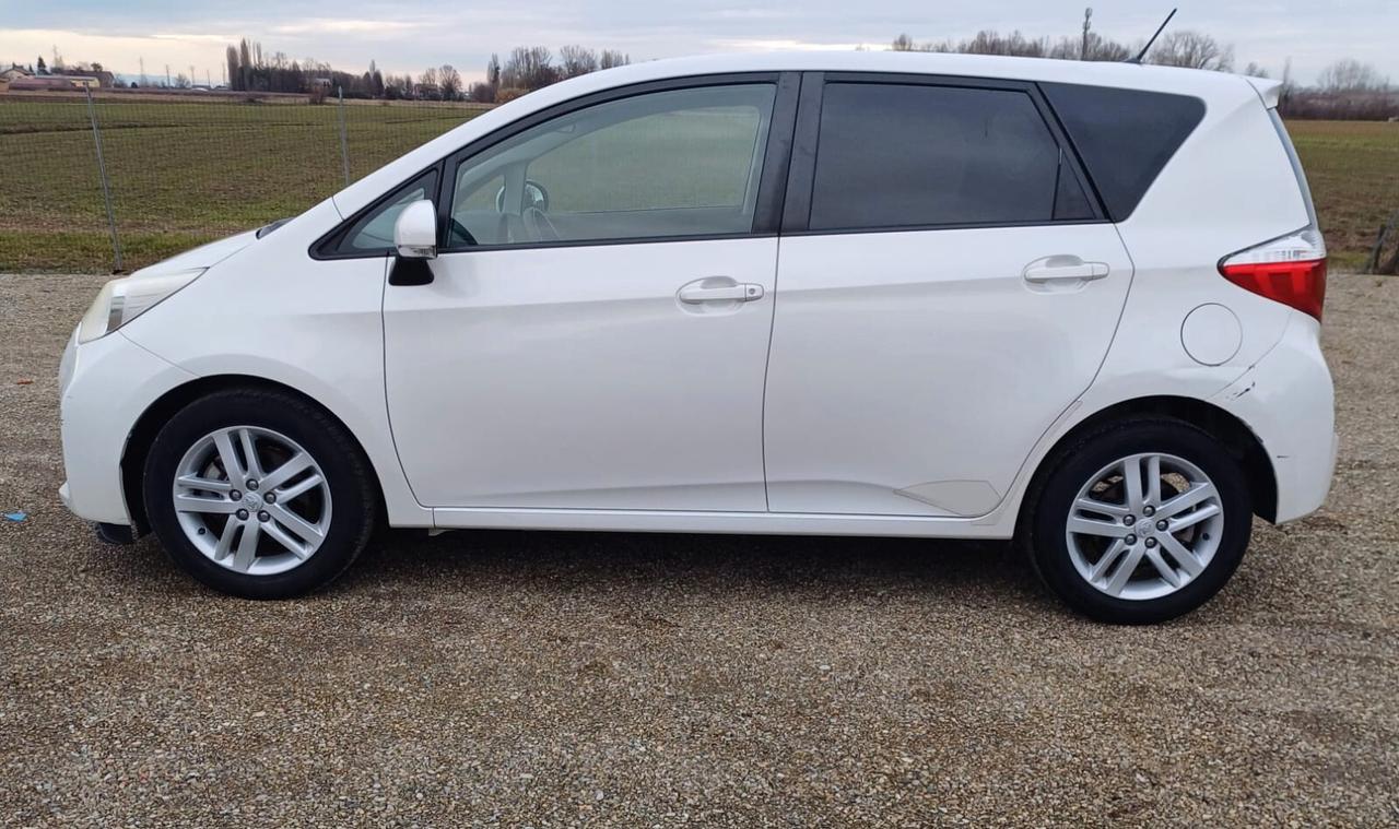 Toyota Verso-S 1.3 MT Style