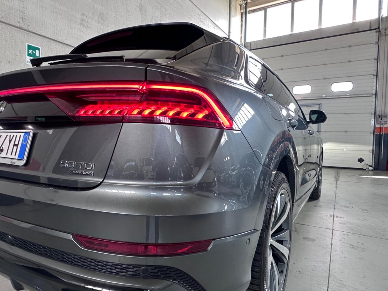 Audi Q8 50 TDI 286 CV quattro tiptronic Sport